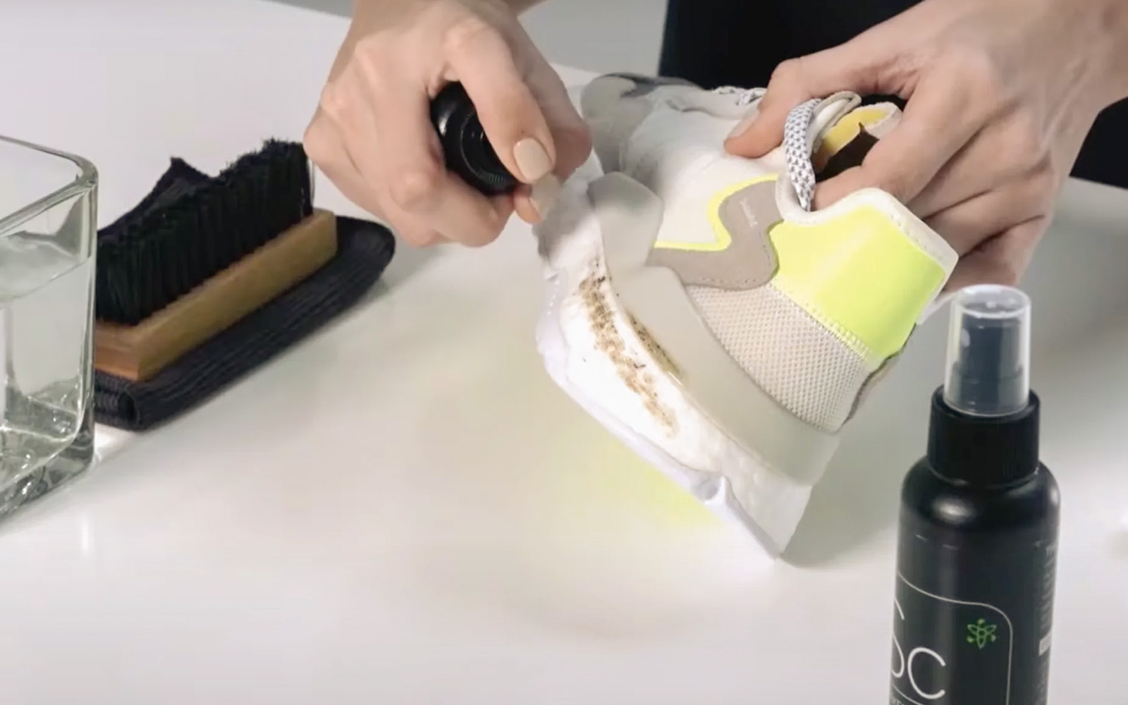 Dung dịch vệ sinh giày Sneaker Cleaner - Sneaker Lab